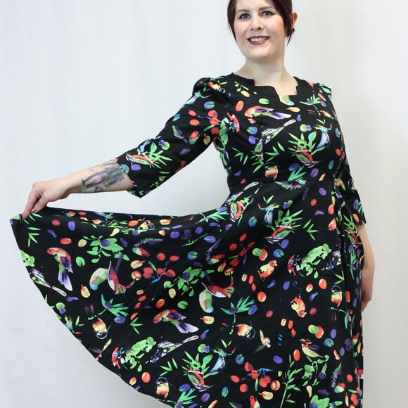 Garden Bird Tea Dress - Picture 1 of 4